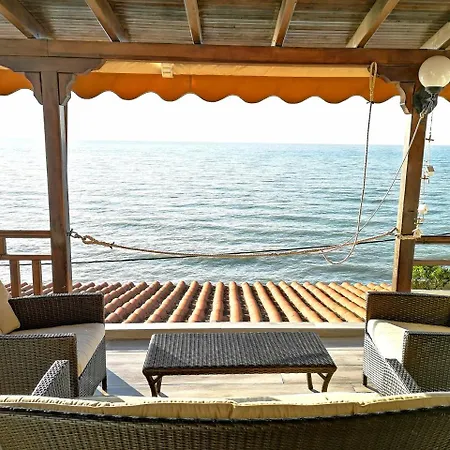 Holiday home Acrogiali Sunshine